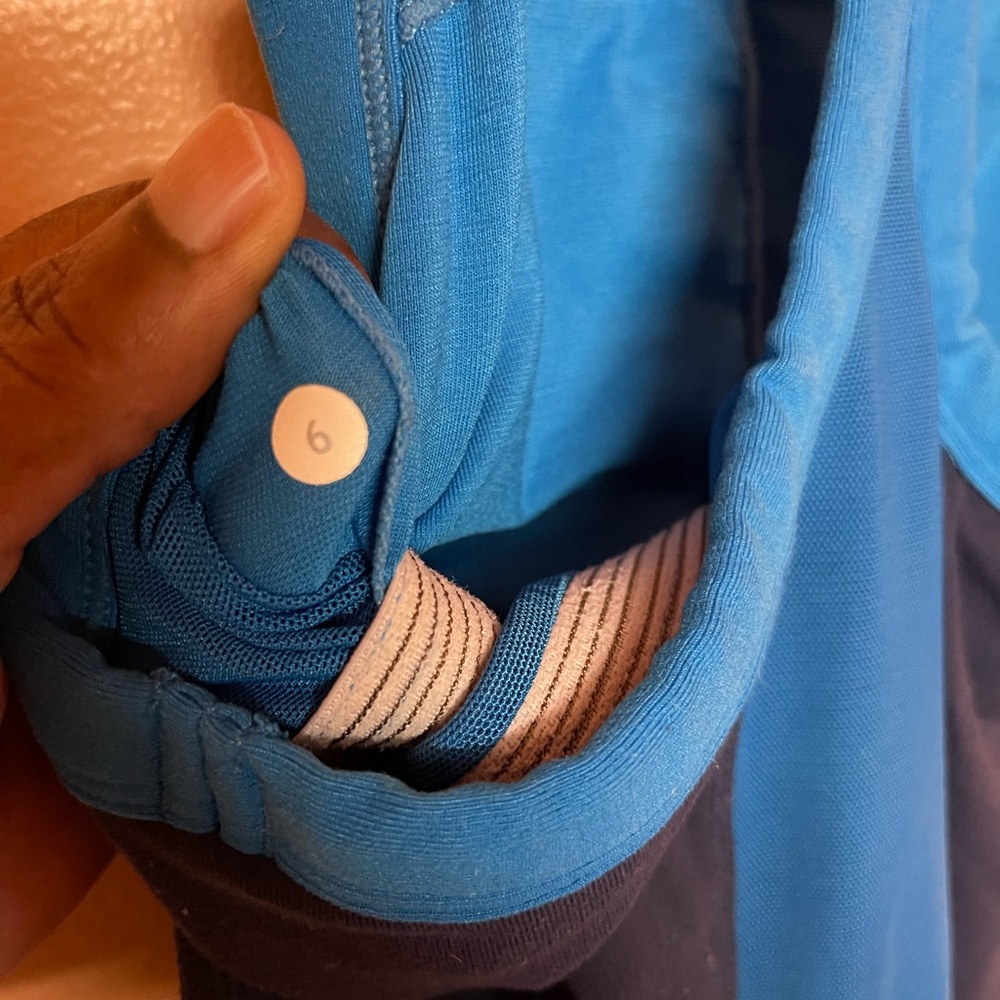 Flawed Lululemon Athletica Blue Active Tank Top Size Have Damage To The Logo - Picture 5 of 7